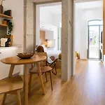Walaa Home@almada Terrace By Lovelystay * Porto