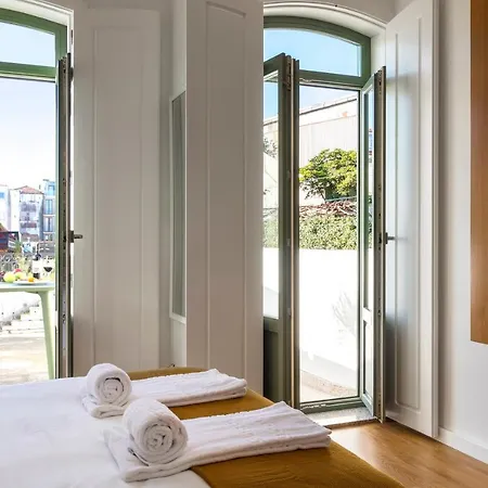 Walaa Home@almada Terrace By Lovelystay פורטו